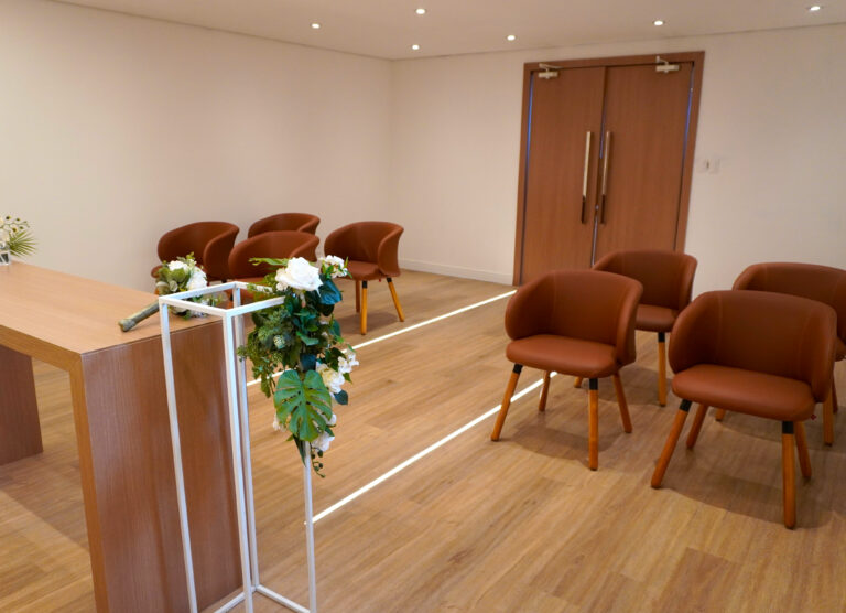Sala de cerimônia civil em Joinville, SC.