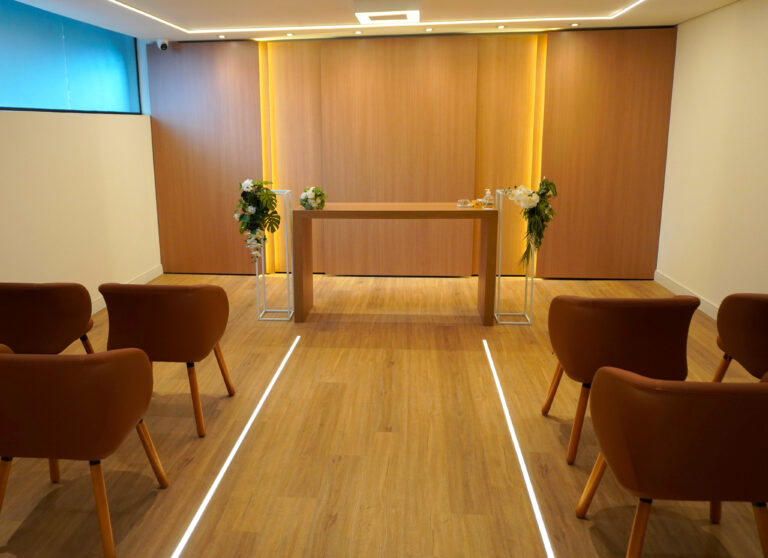 Sala de cerimônia civil em Joinville, SC.